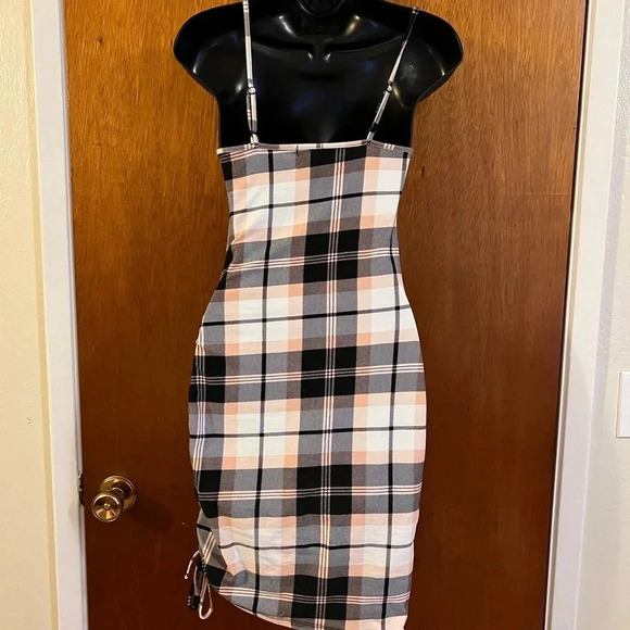 J for Justify Pink, White and Black Plaid Pattern Dress with Sinch Side - Picture 10 of 14